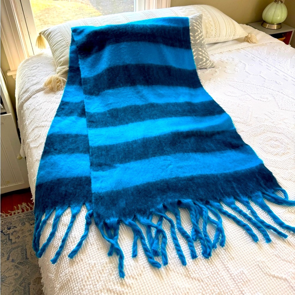 NWT Gap Scarf